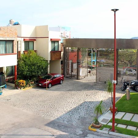 Preciosa Casa Palmera En Cuernavaca Con Alberca, Wifi, Tv Y Cocina Para Fin De Semana, Descanso, Vacaciones O Home Office Emiliano Zapata  Eksteriør billede