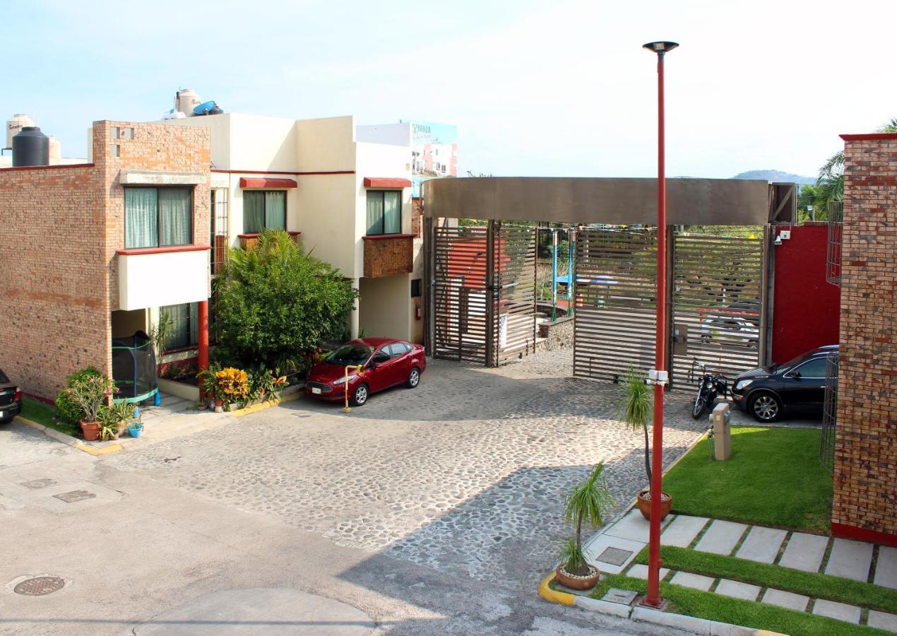 Preciosa Casa Palmera En Cuernavaca Con Alberca, Wifi, Tv Y Cocina Para Fin De Semana, Descanso, Vacaciones O Home Office Emiliano Zapata  Eksteriør billede