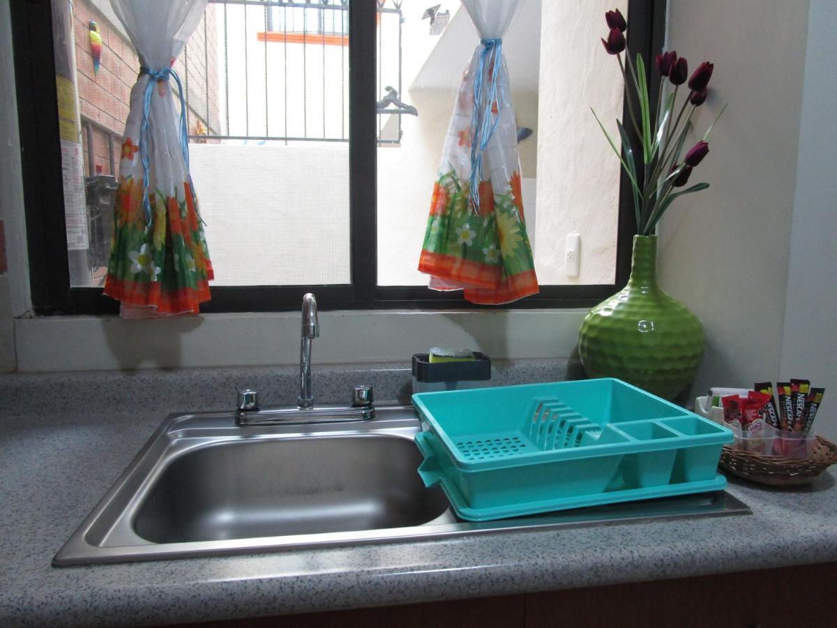 Preciosa Casa Palmera En Cuernavaca Con Alberca, Wifi, Tv Y Cocina Para Fin De Semana, Descanso, Vacaciones O Home Office Emiliano Zapata  Eksteriør billede