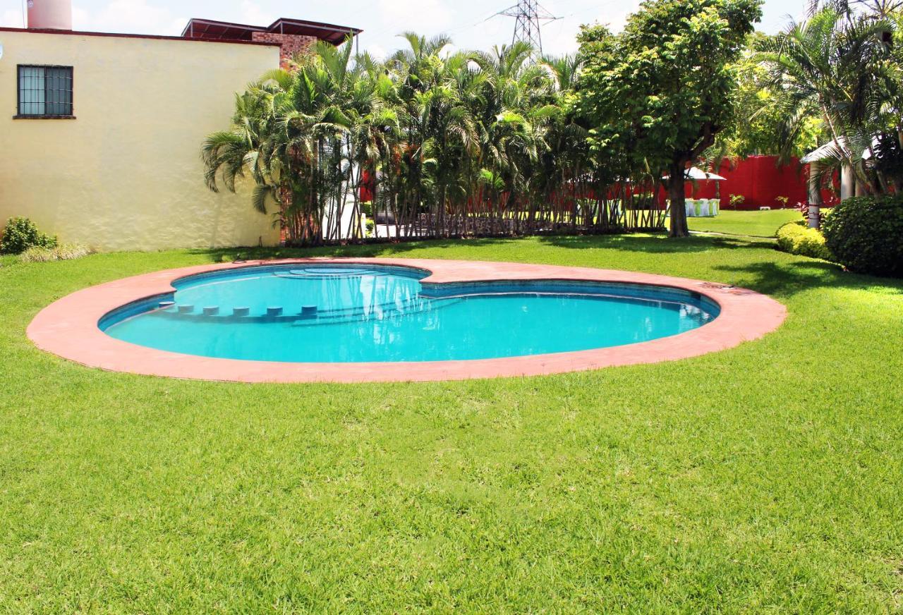 Preciosa Casa Palmera En Cuernavaca Con Alberca, Wifi, Tv Y Cocina Para Fin De Semana, Descanso, Vacaciones O Home Office Emiliano Zapata  Eksteriør billede
